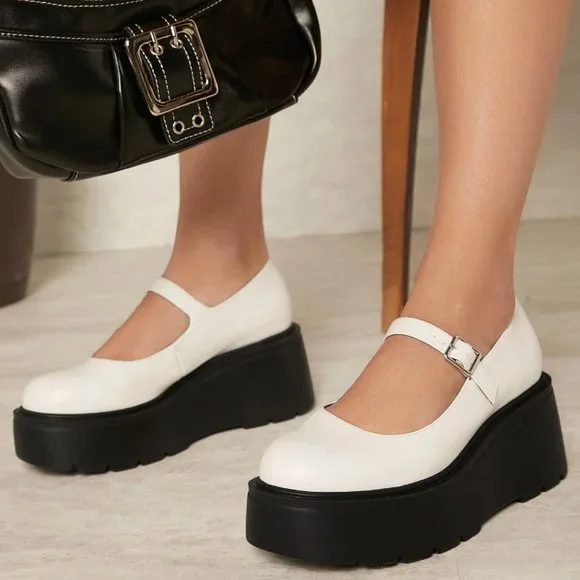 New White Platform Mary Jane Wedge Ballet Flats - Picture 2 of 7